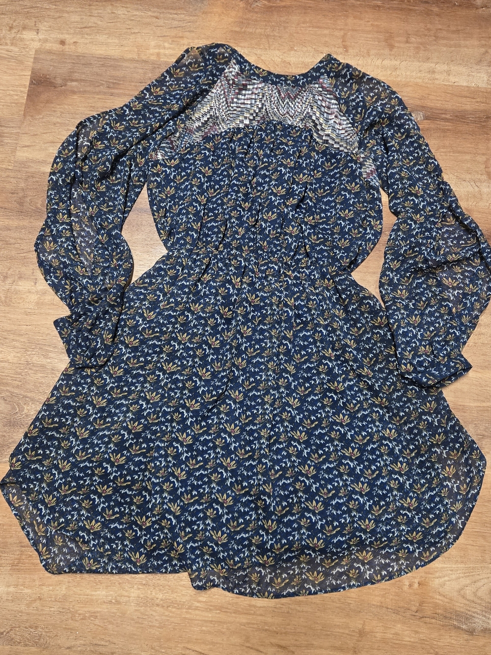 Daytrip Navy Floral Open Long-Sleeve Smocked Dress Extra Small Fall Colors